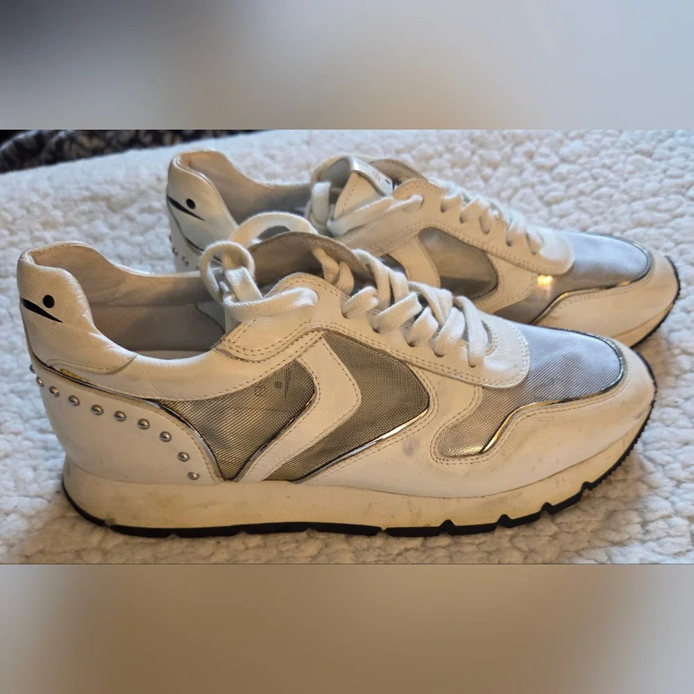 Voile Blanche Women’s White‎ Silver Leather Mesh Sneakers Size 39 Italy US 8.5/9
